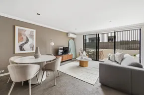 4/26-34 McElhone  Street, Woolloomooloo