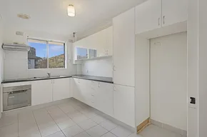12/8-10 Bayley Street, Dulwich Hill