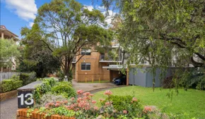 18/13 Macpherson Street, Waverley